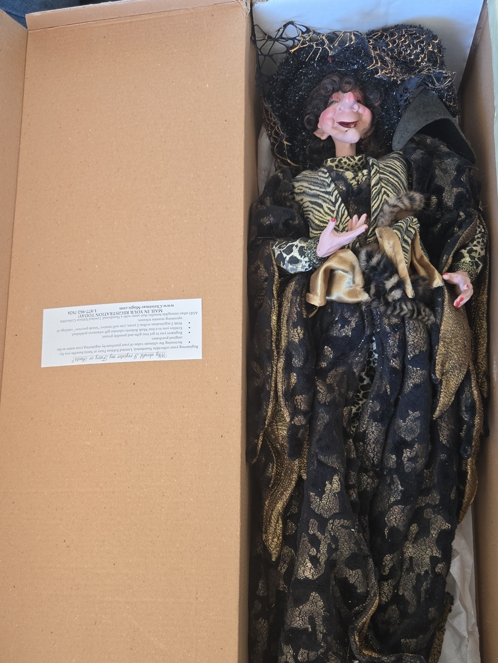 Mark Roberts Collectible
